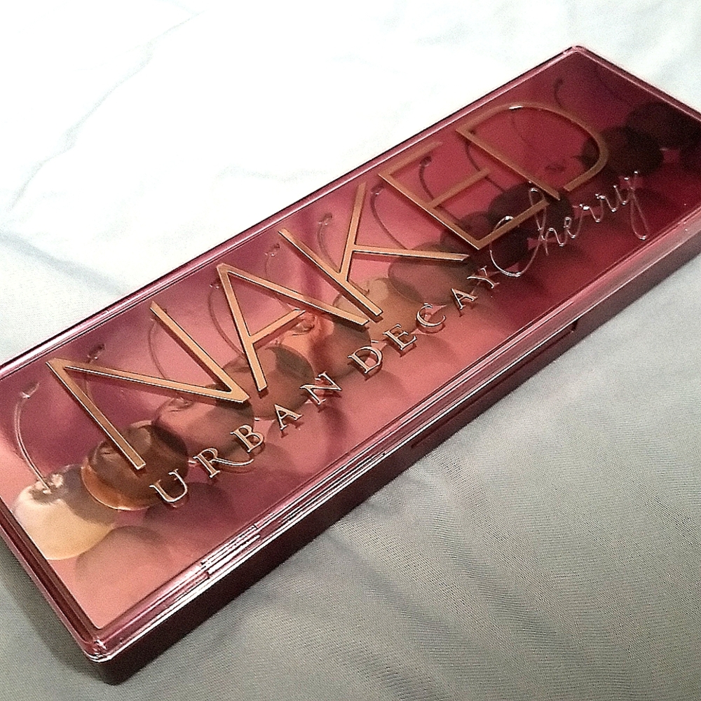 Urban Decay Naked Cherry Eyeshadow Palette.